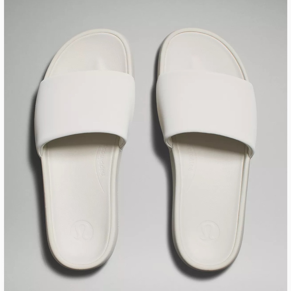 Restfeel Women's Slide BONE BRAND NEW w BOX